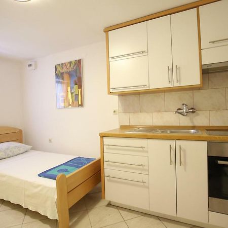 Apartments Paleka Петркане Екстериор снимка