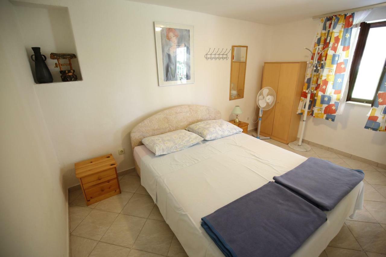 Apartments Paleka Петркане Екстериор снимка