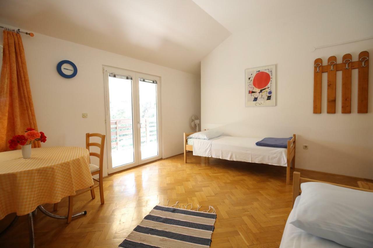 Apartments Paleka Петркане Екстериор снимка